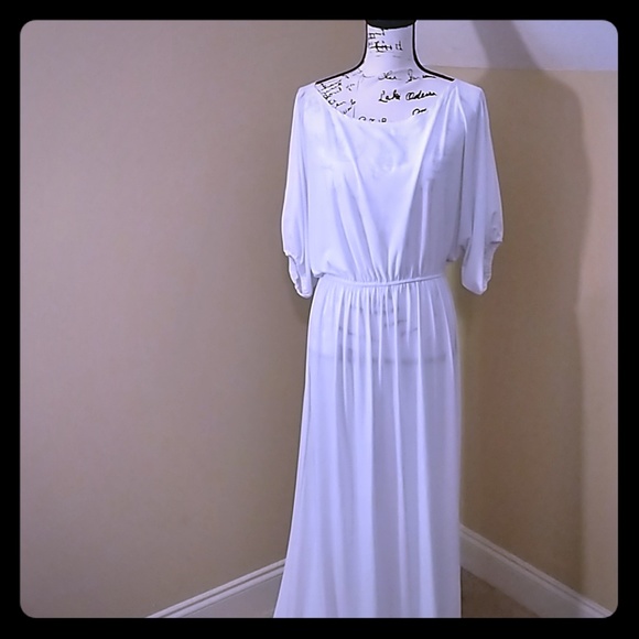 koh koh Dresses & Skirts - Long maxi dress